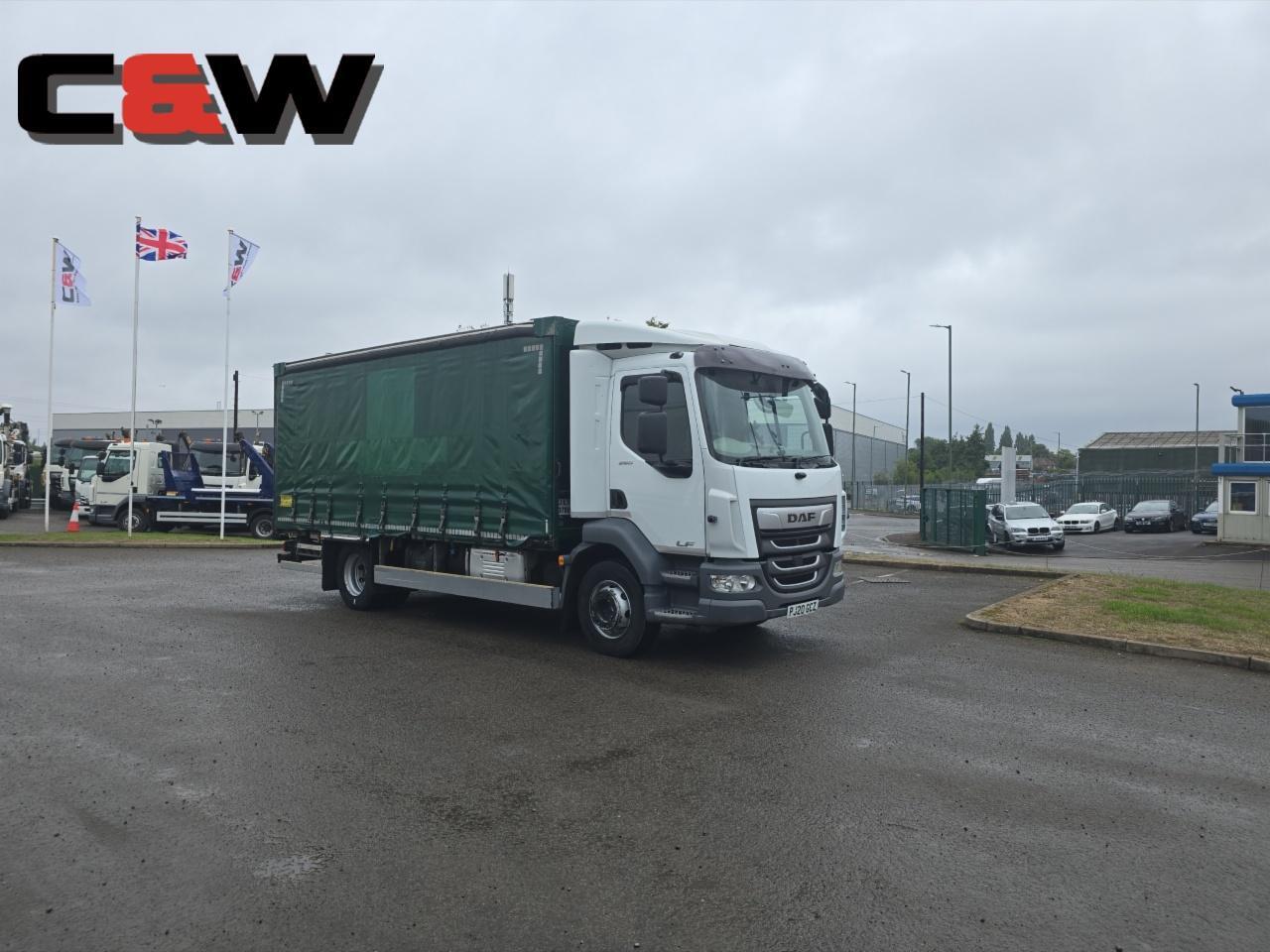Vehicle image 0